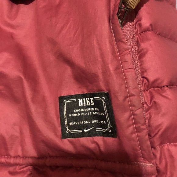 Nike Other Nike Puffer Size Xl Tg Eg This One Is Awesome Great Look